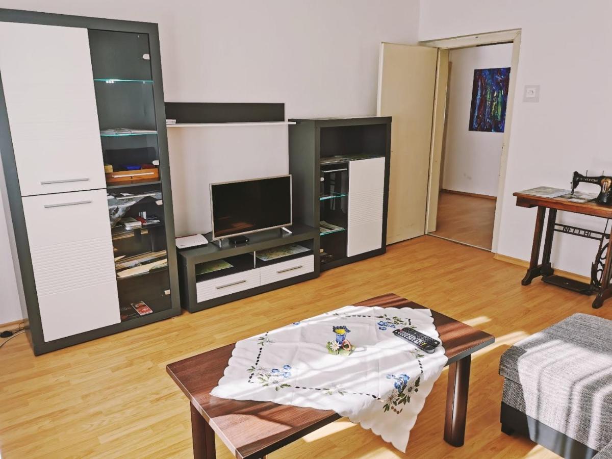 יסניצה Apartma Rekar - A House, Where You Can Relax In The Embrace Of Nature מראה חיצוני תמונה
